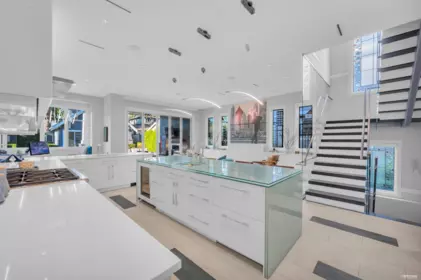 Kitchen Island Photo of 4055 W 39th Avenue, Vancouver, BC