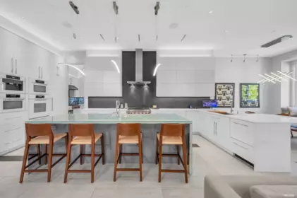 Kitchen Photo of 4055 W 39th Avenue, Vancouver, BC