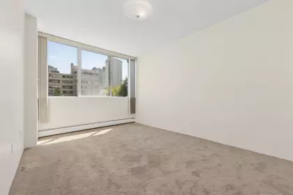 Powder Room Photo of 306 2055 Pendrell Street, Vancouver, BC