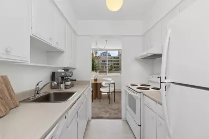 Walk-In Closet Photo of 306 2055 Pendrell Street, Vancouver, BC