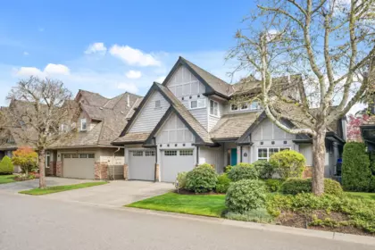 11 3300 157a Street, Surrey, BC, Surrey — Single Family Residence for sale