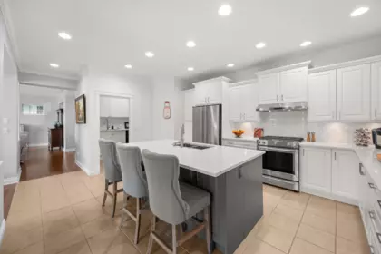Kitchen Island Photo of 11 3300 157a Street, Surrey, BC