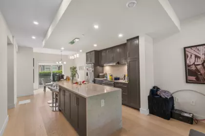 Family Room Photo of 5 115 W Queens Road, North Vancouver, BC