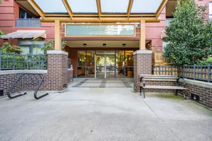 Hallway Photo of 406 5288 Melbourne Street, Vancouver, BC