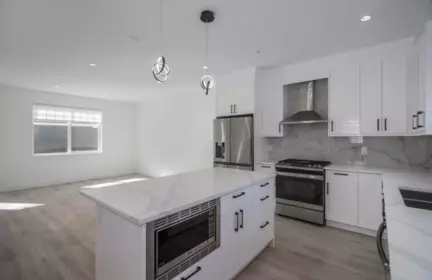 Kitchen Photo of 22 23108 Lougheed Highway, Maple Ridge, BC