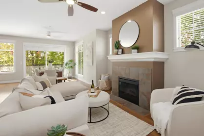 Dining Area Photo of 4 11282 Cottonwood Drive, Maple Ridge, BC
