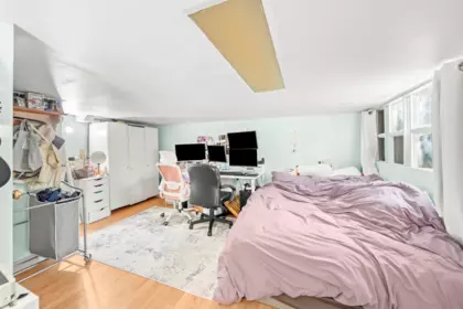 Walk-In Closet Photo of 6777 Kerr Street, Vancouver, BC