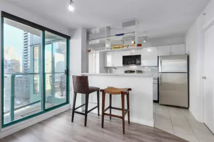 Kitchen Photo of 1502 939 Homer Street, Vancouver, BC