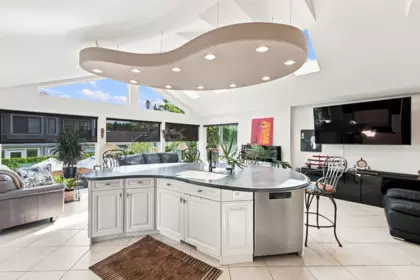 Breakfast Nook Photo of 9211 Chapmond Crescent, Richmond, BC