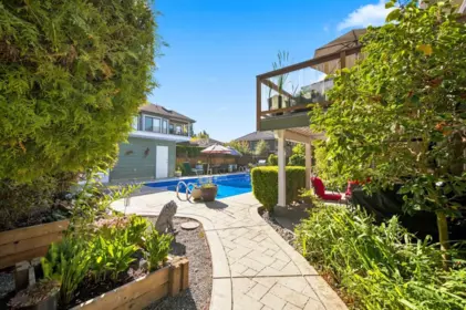 Garden / Landscaping Photo of 9211 Chapmond Crescent, Richmond, BC