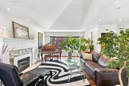 Living Room Photo of 9211 Chapmond Crescent, Richmond, BC