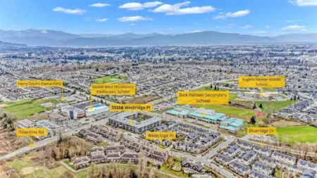 Aerial View of 305 31158 Westridge Place, Abbotsford, BC