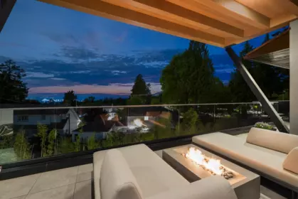 Breakfast Nook Photo of 255 Sandringham Crescent, North Vancouver, BC