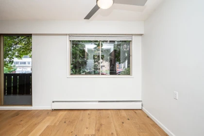 Office / Den Photo of 106 235 E 13th Street, North Vancouver, BC