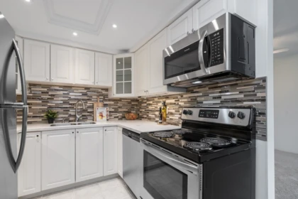 Kitchen Island Photo of #308 20460 54 Avenue, Langley, BC