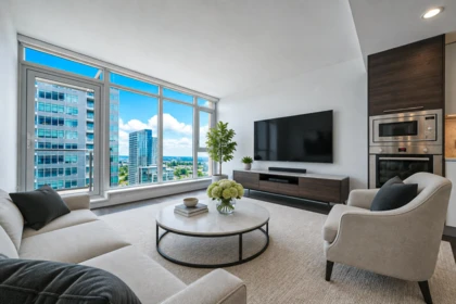 2004 4458 Beresford Street, Burnaby, BC, Burnaby — Apartment/Condo for sale