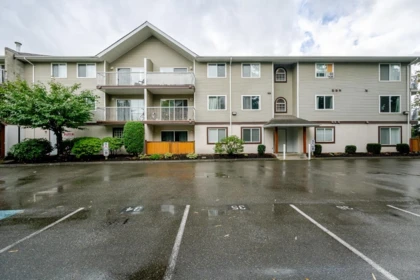 Exterior Rear Photo of 310 45222 Watson Road, Chilliwack, BC