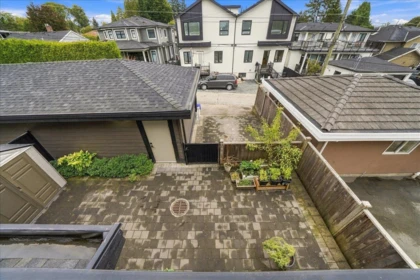 Backyard Photo of 4348 Carleton Avenue, Burnaby, BC