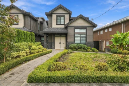 4348 Carleton Avenue, Burnaby, BC, Burnaby — Half Duplex for sale