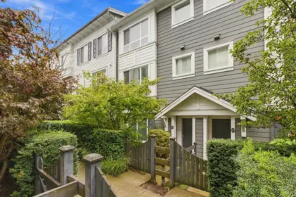 128 15230 Guildford Drive, Surrey, BC, Surrey — Townhouse for sale