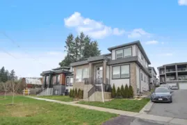 16685 15a Avenue, Surrey, BC