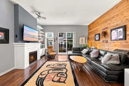 709 Premier Street, North Vancouver, BC, North vancouver — Townhouse for sale
