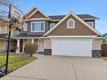 8535 Mcpherson Street, Mission, BC, Mission — Single Family Residence for sale