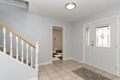 33722 Veres Terrace, Mission, BC, Mission — Single Family Residence for sale