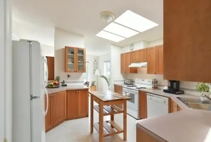 67 1413 Sunshine Coast Highway, Gibsons, BC, Gibsons — Manufactured Home for sale