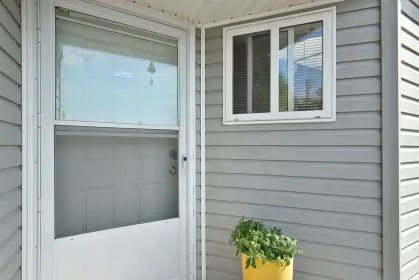 67 1413 Sunshine Coast Highway, Gibsons, BC, Gibsons — Manufactured Home for sale