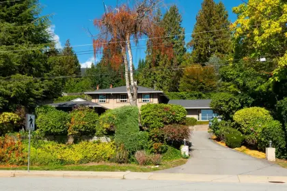 1985 Queens Avenue, West Vancouver, BC, West vancouver — Single Family Residence for sale