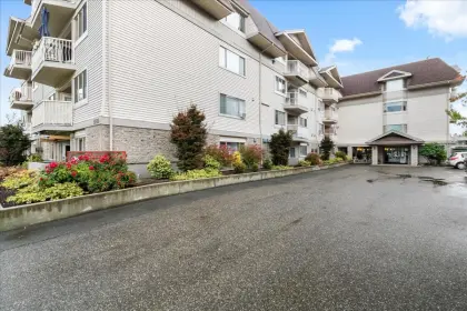 306 9186 Edward Street, Chilliwack, BC, Chilliwack — Apartment/Condo for sale