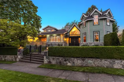1805 W 61st Avenue, Vancouver, BC, Vancouver — Single Family Residence for sale