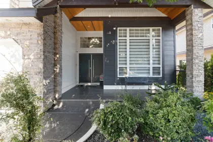 6862 151a Street, Surrey, BC, Surrey — Single Family Residence for sale