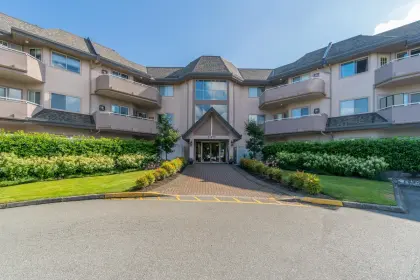 102 21975 49 Avenue, Langley, BC, Langley — Apartment/Condo for sale