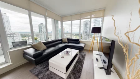 2405 13318 104th Avenue, Surrey, BC, Whalley — 2 bed apartment/condo for sale