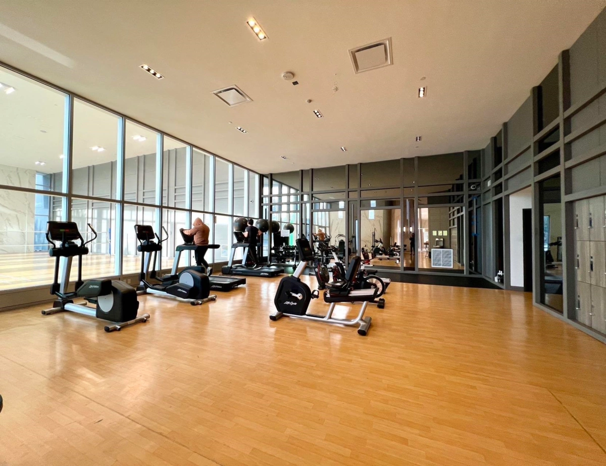 Swimming Pool Photo of 2103 9887 Whalley Boulevard, Surrey, BC