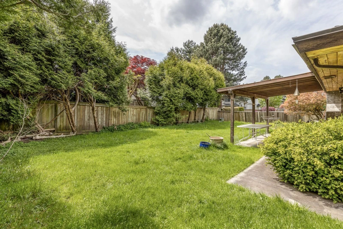 Entry Foyer Photo of 7780 Acheson Road, Richmond, BC