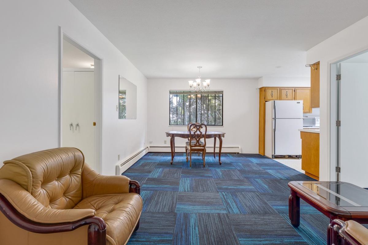 Kitchen Photo of 7780 Acheson Road, Richmond, BC