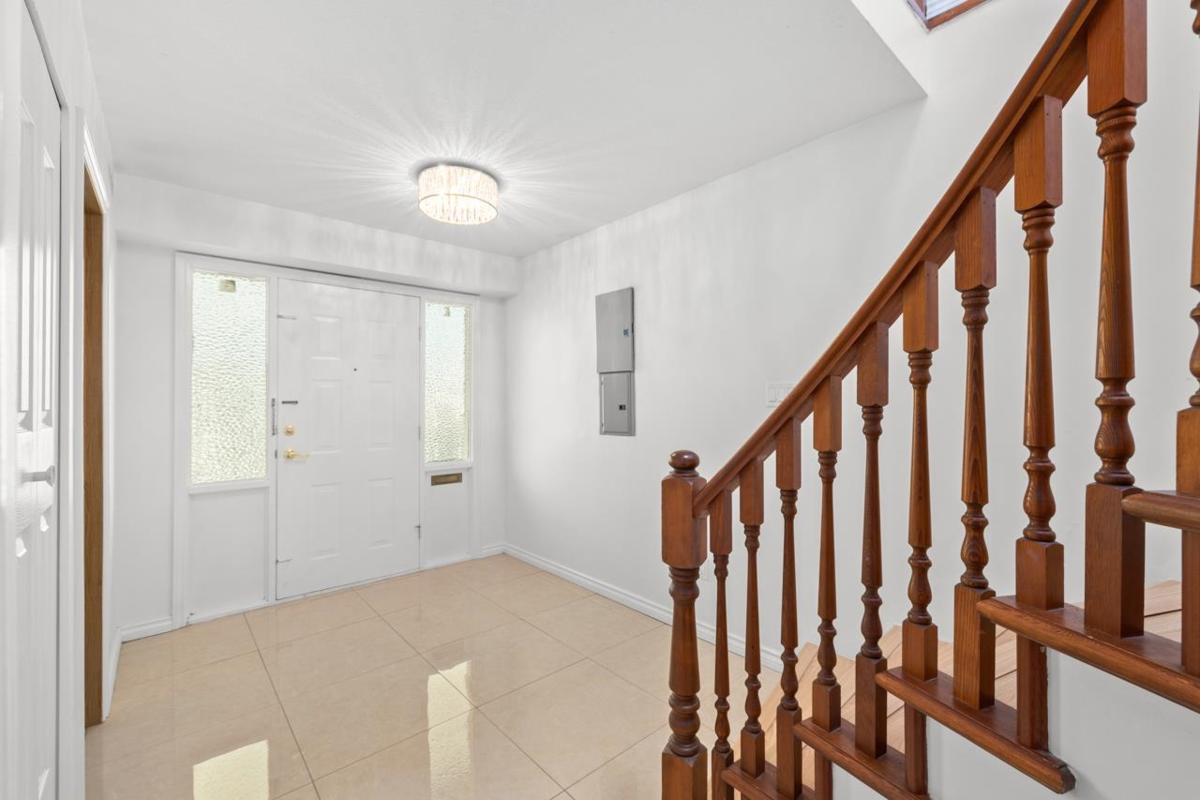 Dining Area Photo of 5286 Dominion Street, Burnaby, BC