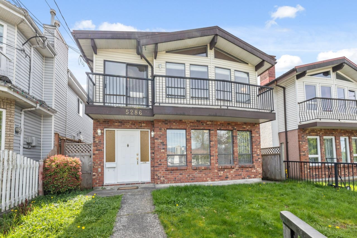 Exterior Front Photo of 5286 Dominion Street, Burnaby, BC