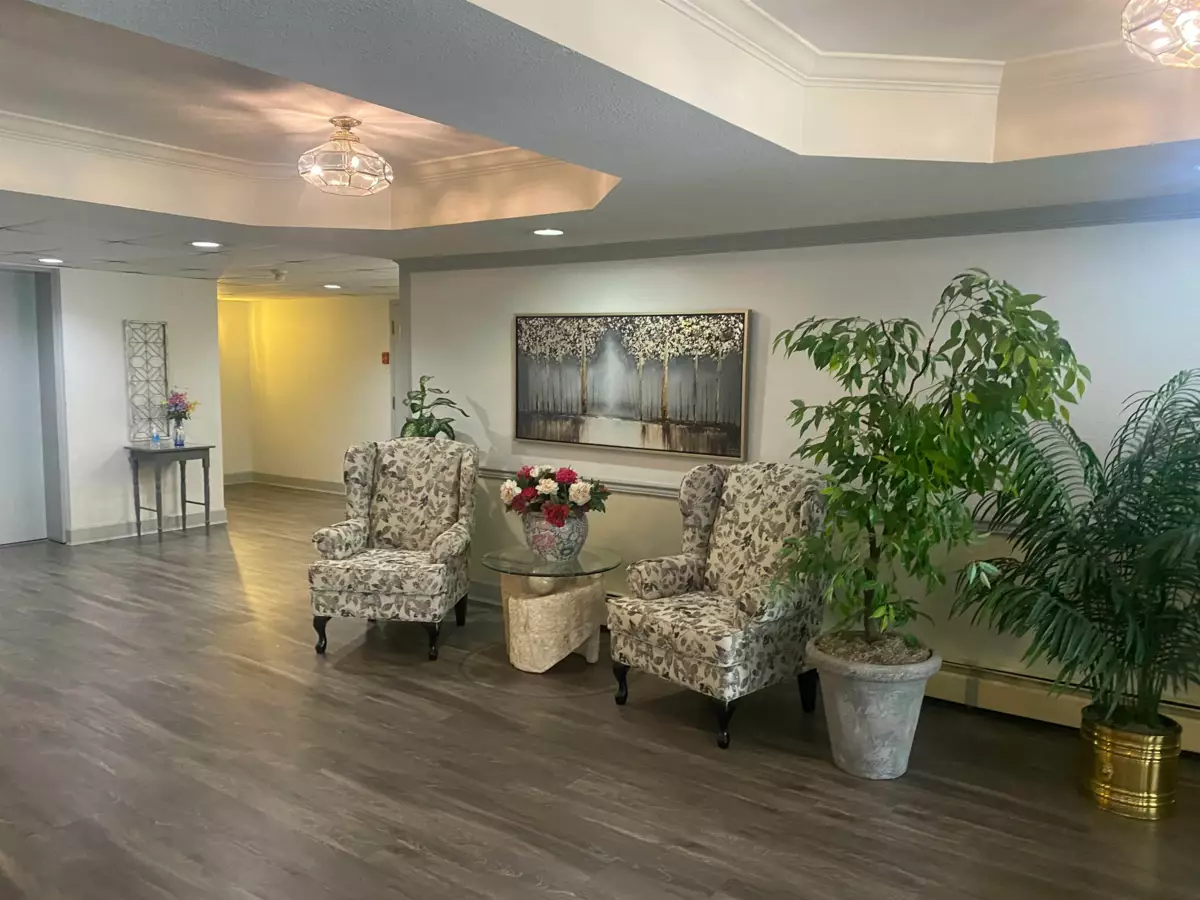 Family Room Photo of 209 32145 Old Yale Road, Abbotsford, BC