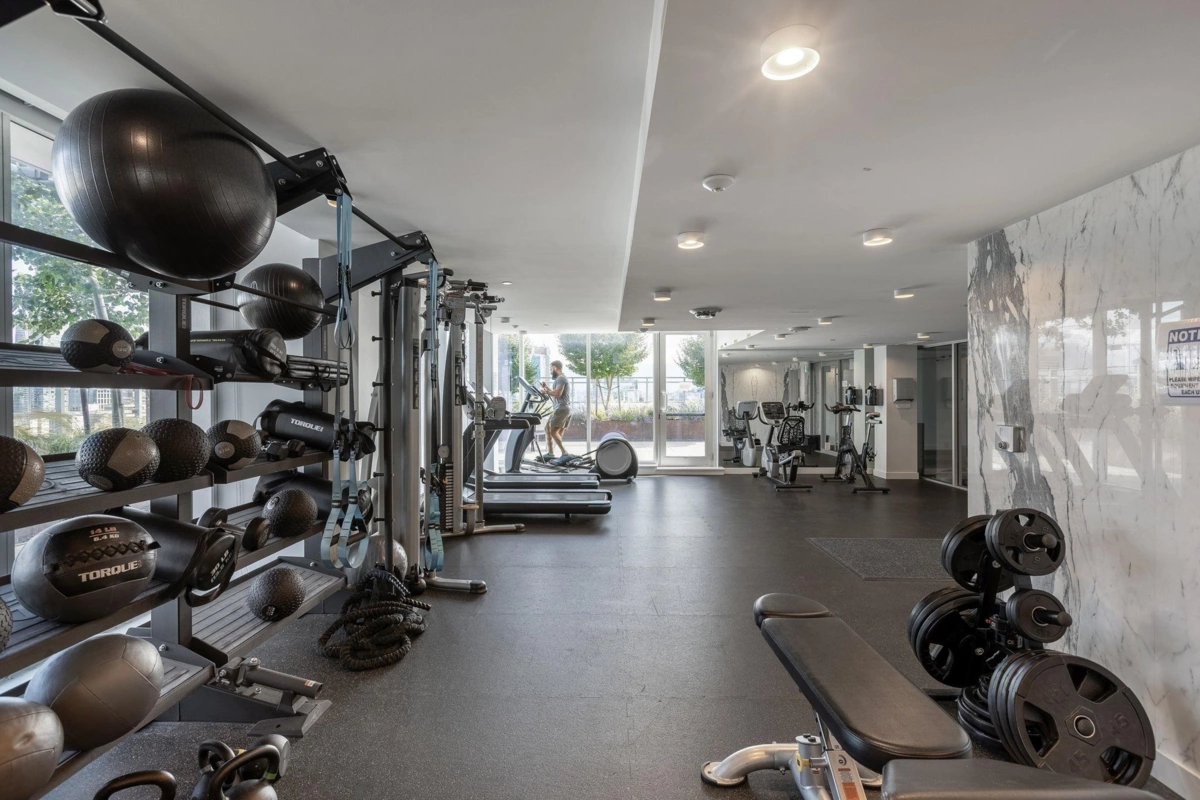 Front Yard Photo of 2002 1111 Richards Street, Vancouver, BC