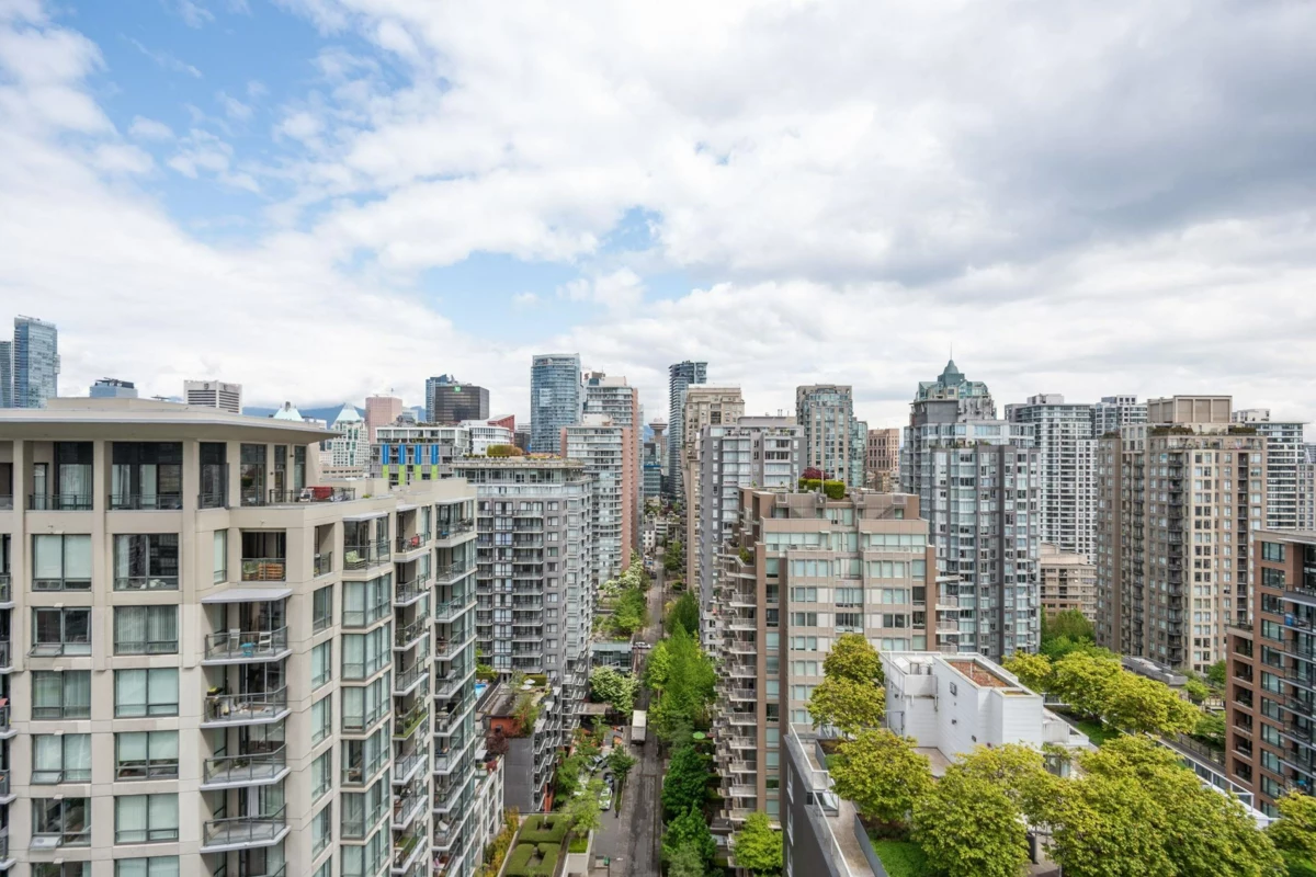 Outdoor Patio Photo of 2002 1111 Richards Street, Vancouver, BC