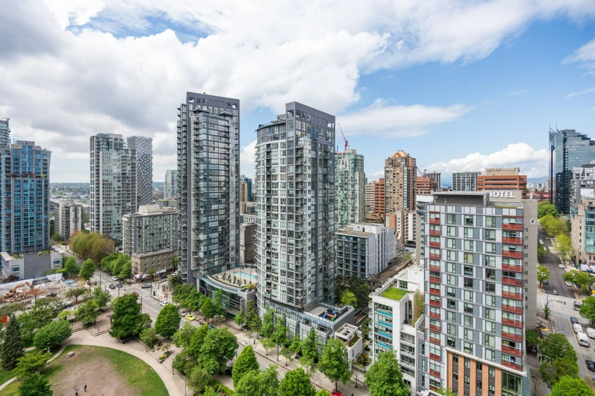 Staircase Photo of 2002 1111 Richards Street, Vancouver, BC