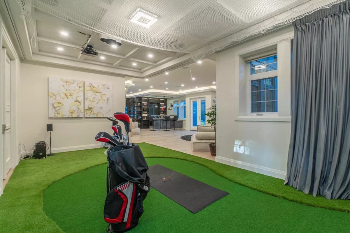 Backyard Photo of 6038 Marguerite Street, Vancouver, BC