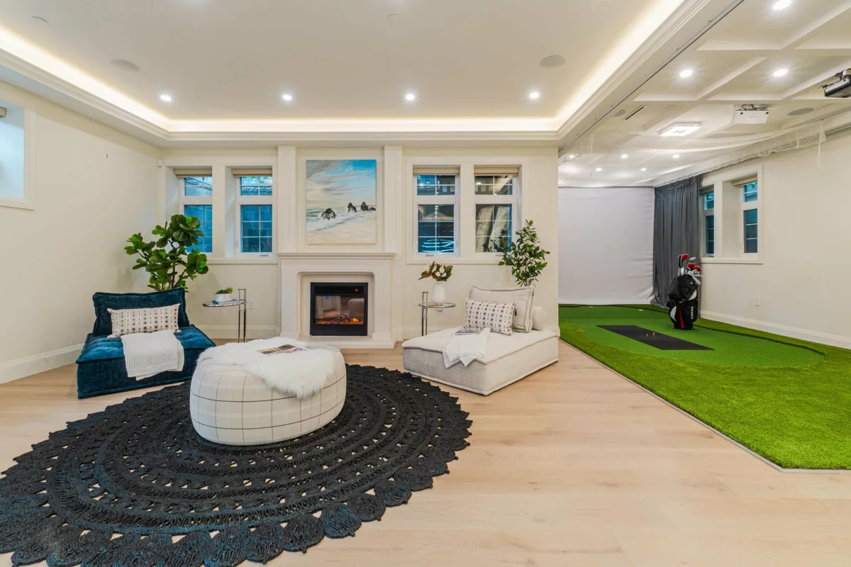 Outdoor Deck Photo of 6038 Marguerite Street, Vancouver, BC