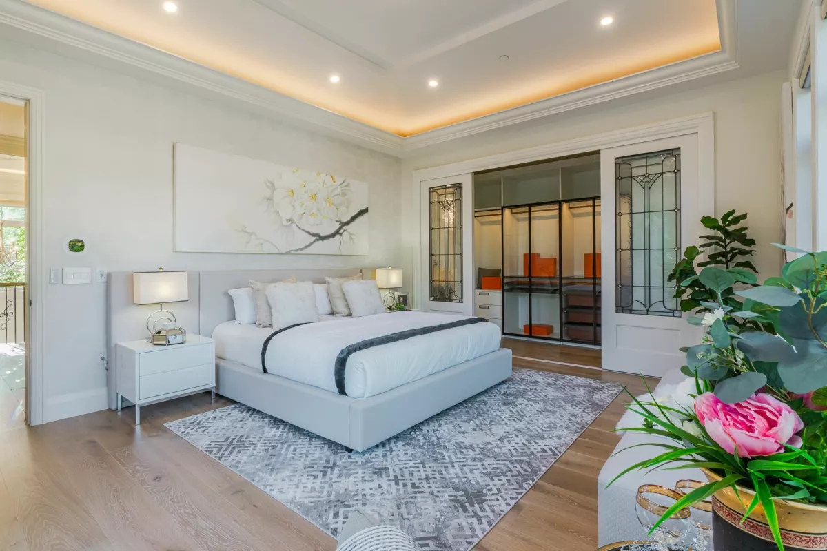 Powder Room Photo of 6038 Marguerite Street, Vancouver, BC