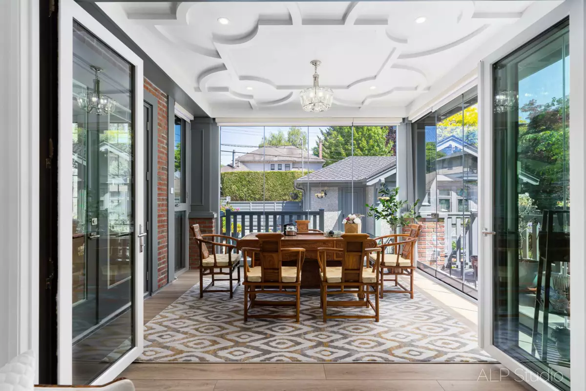 Primary Bathroom Photo of 6038 Marguerite Street, Vancouver, BC