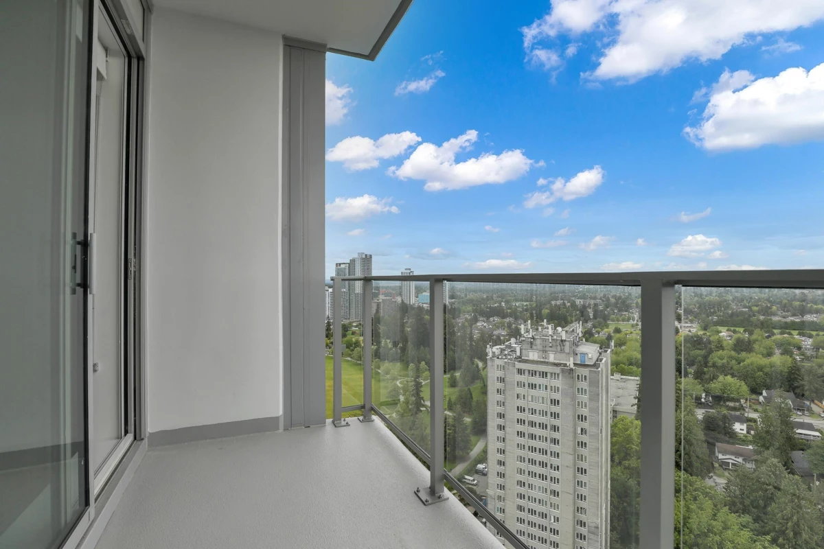 Guest Bathroom Photo of 2505 13387 Old Yale Road, Surrey, BC